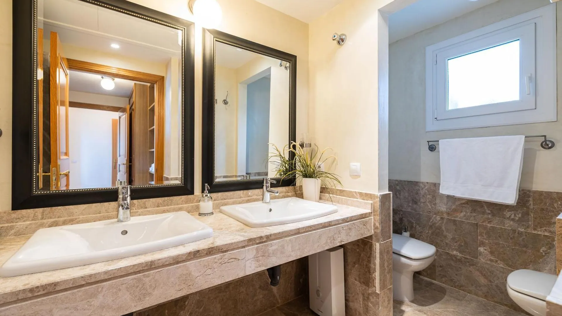 Duplex De Lujo Marbella Golf Villa 0*,